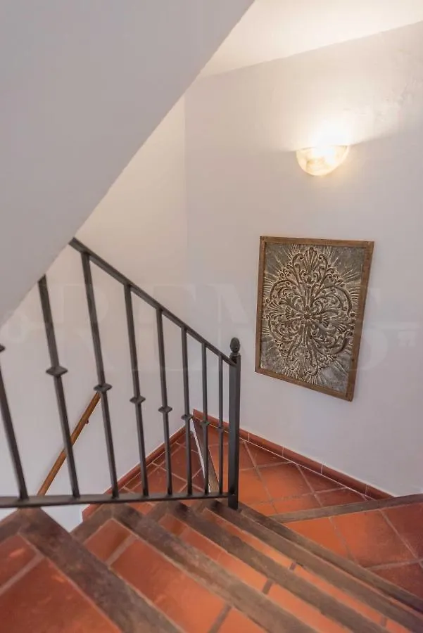 Penthouse & Private Rooftop In The Heart Of Malaga By Rems Apartment