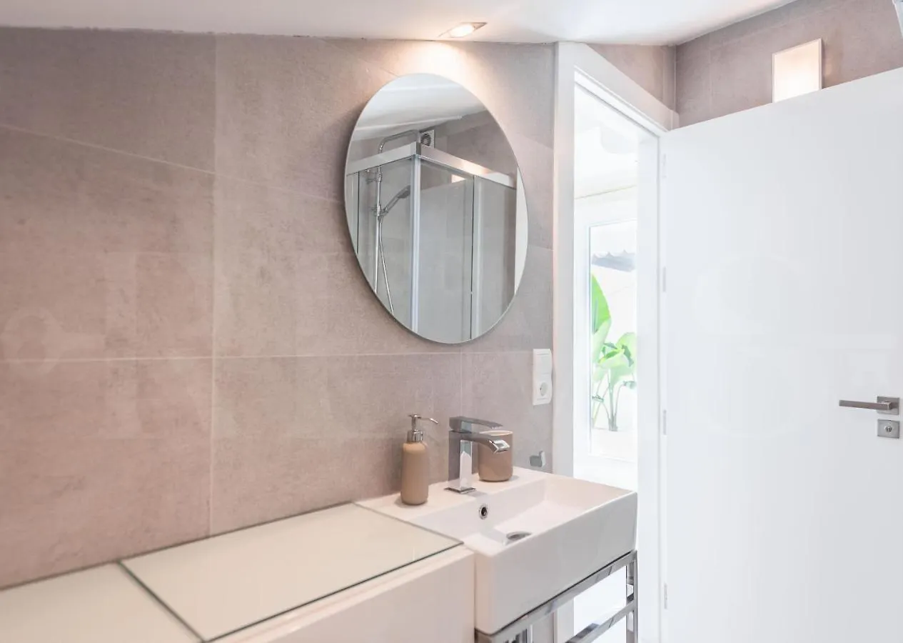 Apartment Penthouse & Private Rooftop In The Heart Of Malaga By Rems