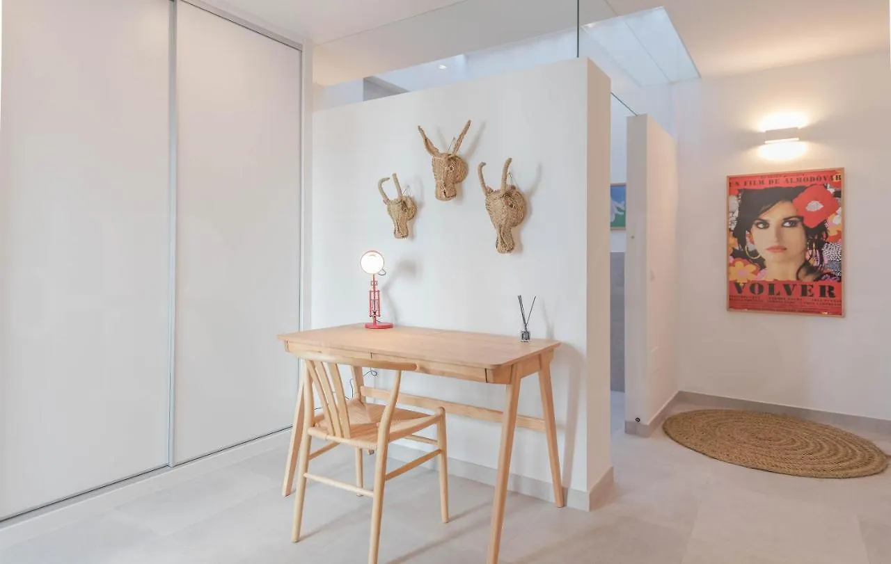 Penthouse & Private Rooftop In The Heart Of Malaga By Rems