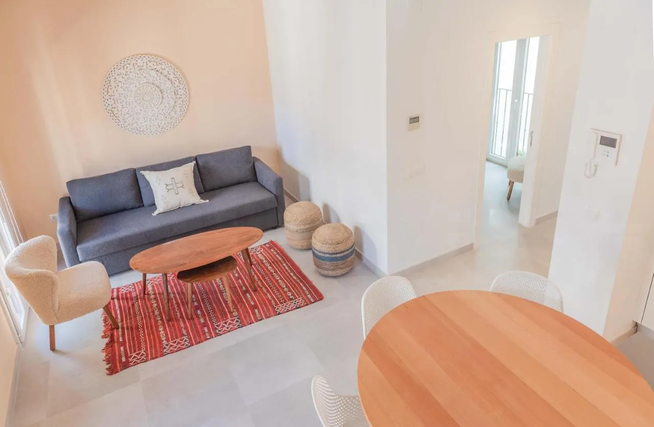 Penthouse & Private Rooftop In The Heart Of Malaga By Rems 0*,  إسبانيا